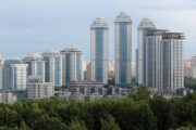 Цены на квартиры в Москве продолжили падать