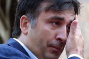 Арестованный в Грузии Саакашвили объявил голодовку