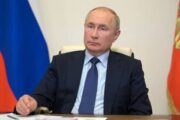 Путин высказался о преемнике, судьбе доллара и криптовалюте