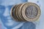 Рупии и лиры заменят в правительственной кубышке евро и фунты