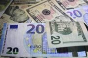 Евро идет под доллар