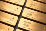 ВТБ назвал объем проданных слитков золота