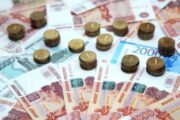 Экономить не научились: от чего россияне готовы отказаться ради экономии