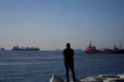 Зачем Турция организовала пробку из танкеров в своих водах
