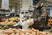 Новый год начался с резкого роста цен на основные овощи
