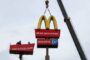 McDonald's будет сокращать персонал