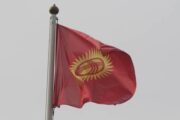 Киргизия начала заваливать Россию товарами
