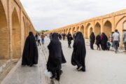 «Поймали и отмутузили»: туристов в Иране подстерегают скрытые опасности