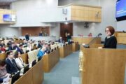 Годовой отчет Набиуллиной в Госдуме не обошелся без критики