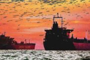 На рынке нефтяных танкеров произошел переворот