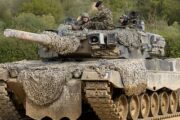 Власти Швейцарии согласовали перепродажу танков Leopard 2