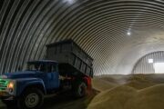 США подтвердили переговоры о расширении маршрутов доставки зерна с Украины