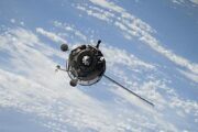 Лавров обвинил НАТО в попытках перенести противостояние с Россией в космос