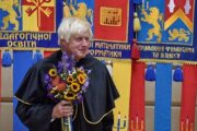 Экс-премьер Великобритании стал почетным доктором Львовского университета