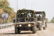 Армия Израиля начала широкомасштабные удары по сектору Газа