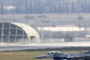 ВВС Турции нанесли удары по объектам курдов